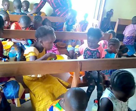 Easter Feeding 2023